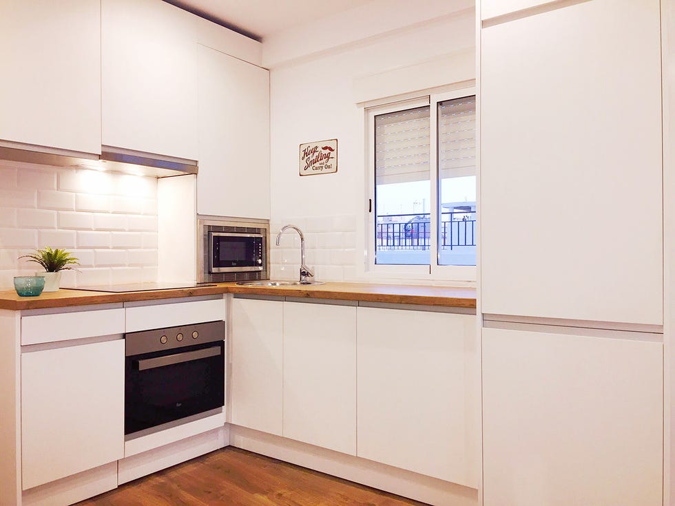 Room, Property, Cabinetry, Kitchen, Furniture, Countertop, Interior design, Building, Floor, House, 