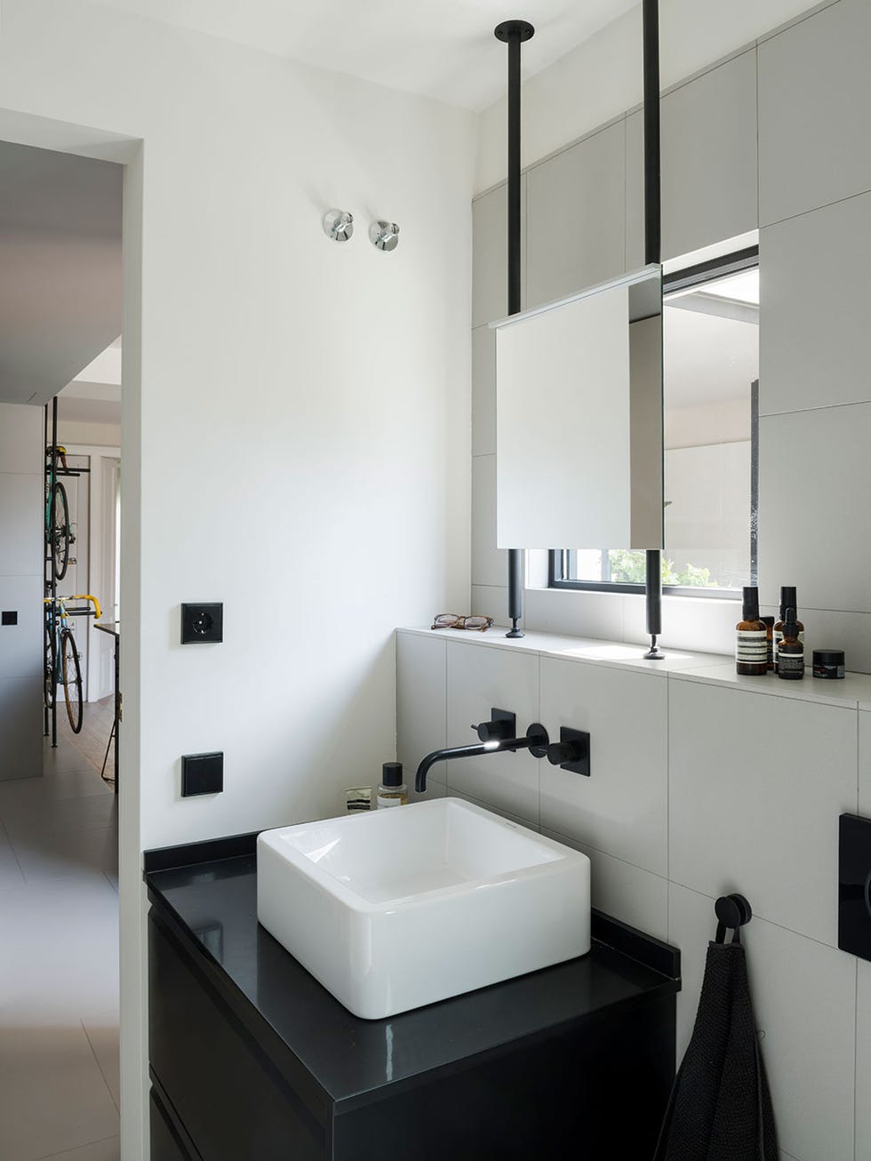 Bathroom, Room, Interior design, Property, Sink, Furniture, Architecture, Tap, Plumbing fixture, Black-and-white, 