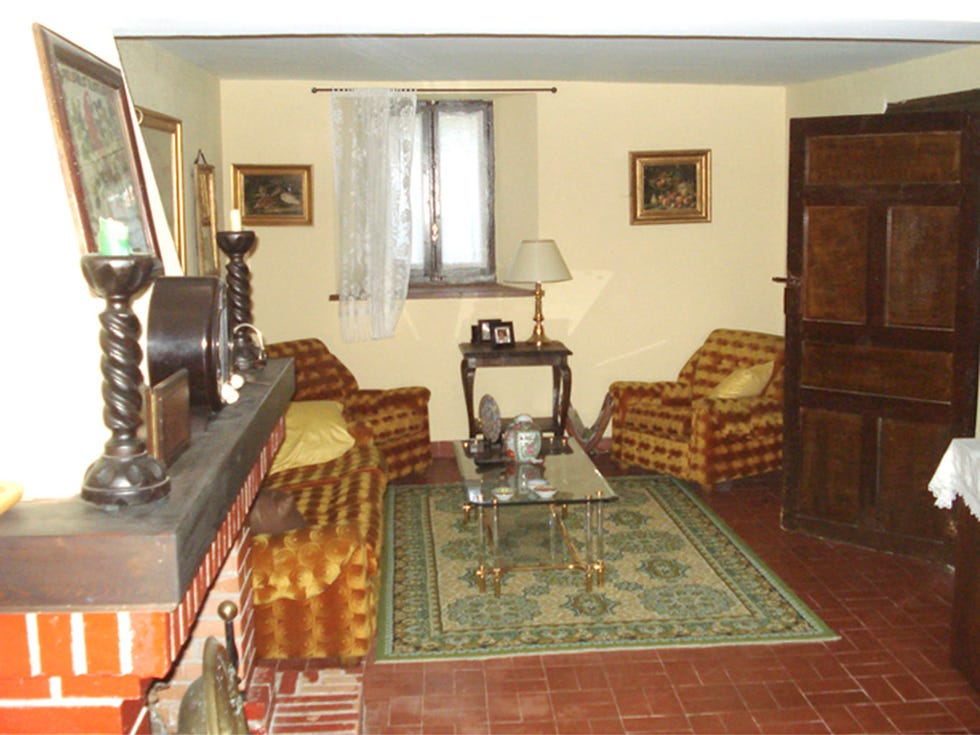 Room, Property, Furniture, Living room, Floor, Building, House, Interior design, Home, Real estate, 