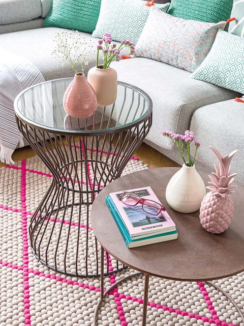 Coffee table, Table, Furniture, Pink, Room, Interior design, Living room, Home, Textile, 