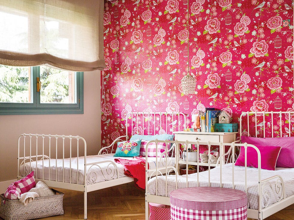 Decoration, Pink, Room, Wall, Furniture, Red, Interior design, Wallpaper, Purple, Magenta, 