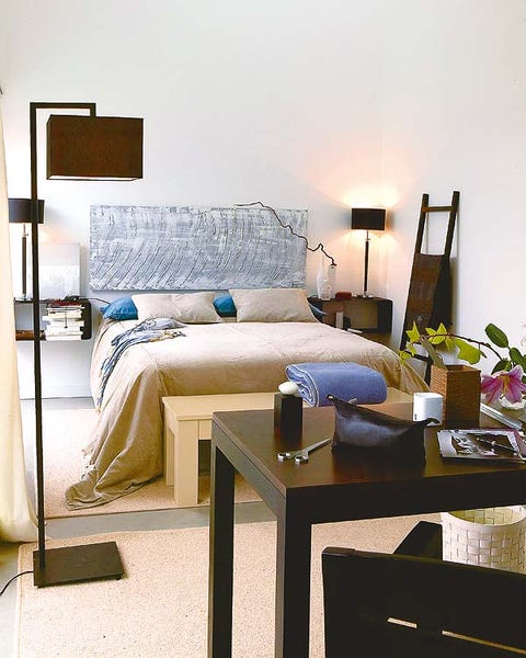 Room, Interior design, Textile, Furniture, Bed, Bedding, Lamp, Wall, Home, Bedroom, 