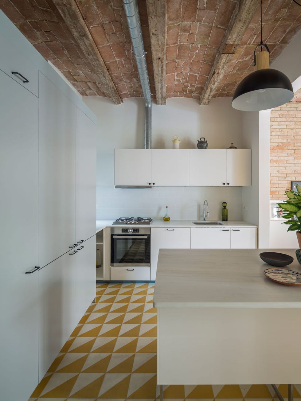 Floor, Room, Interior design, Flooring, Property, Ceiling, Flowerpot, Interior design, Tile, Kitchen, 