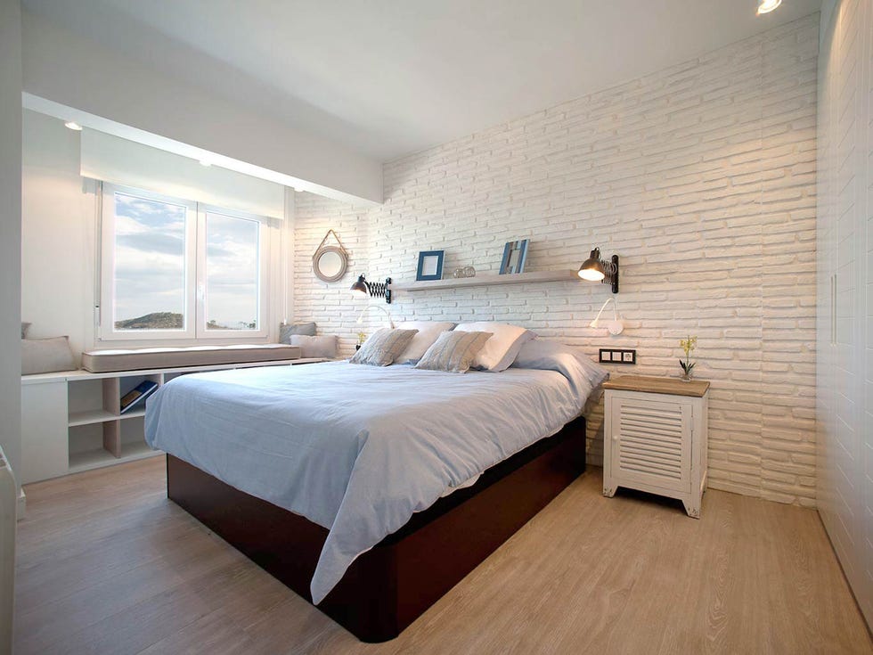 Wood, Bed, Room, Floor, Lighting, Interior design, Property, Flooring, Textile, Hardwood, 