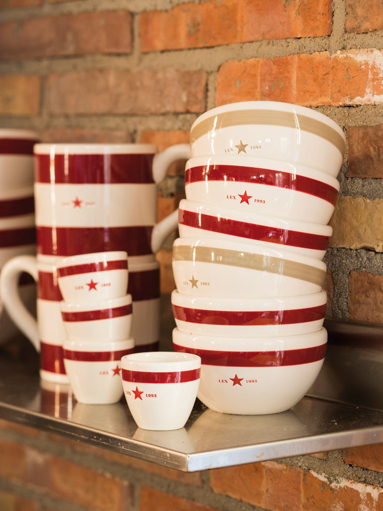 Dishware, Carmine, Drinkware, Serveware, Cup, Porcelain, Ceramic, Brick, Gas, Brickwork, 
