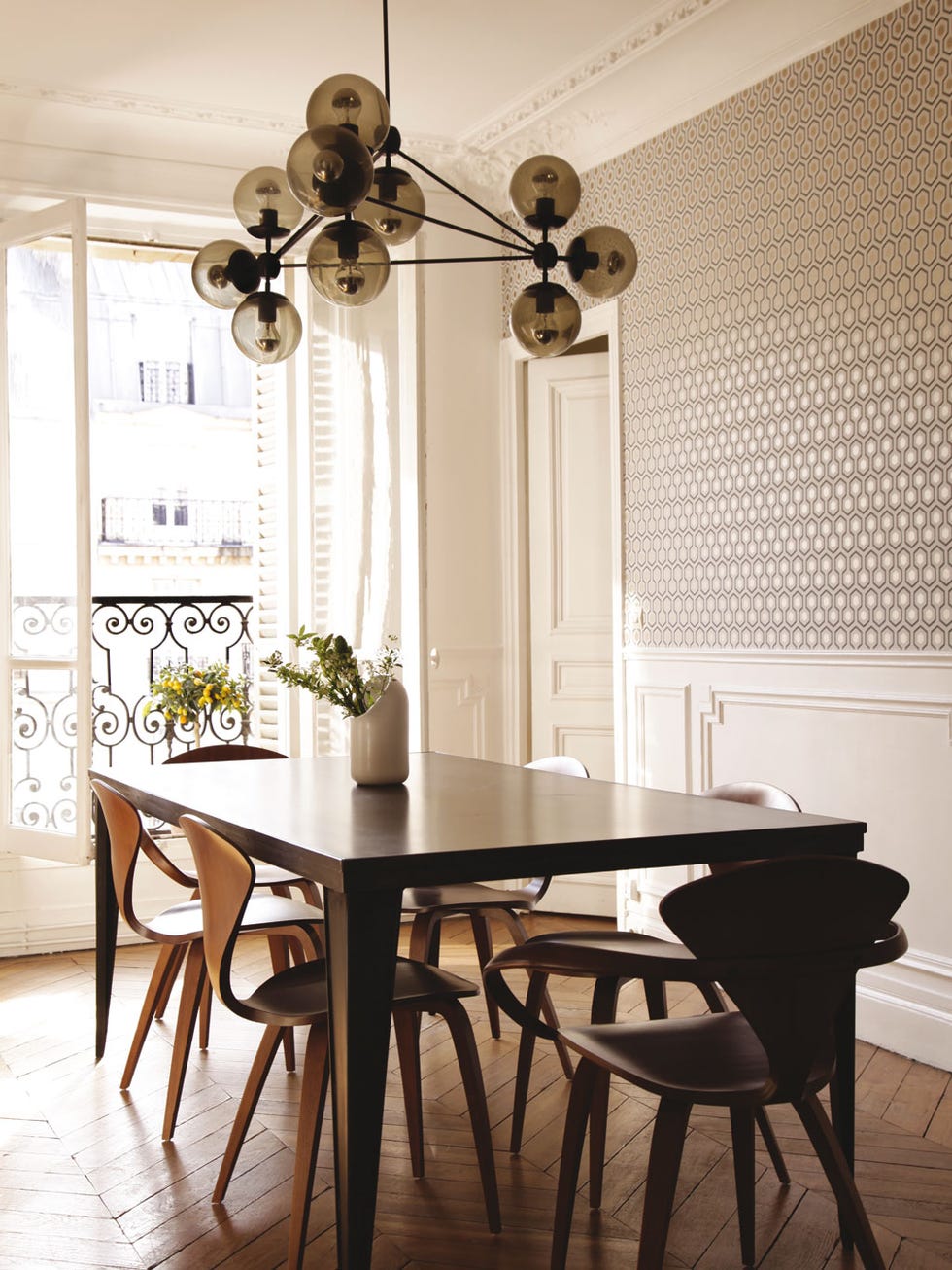Room, Interior design, Floor, Table, Flooring, Furniture, Ceiling, Interior design, Hardwood, Dining room, 