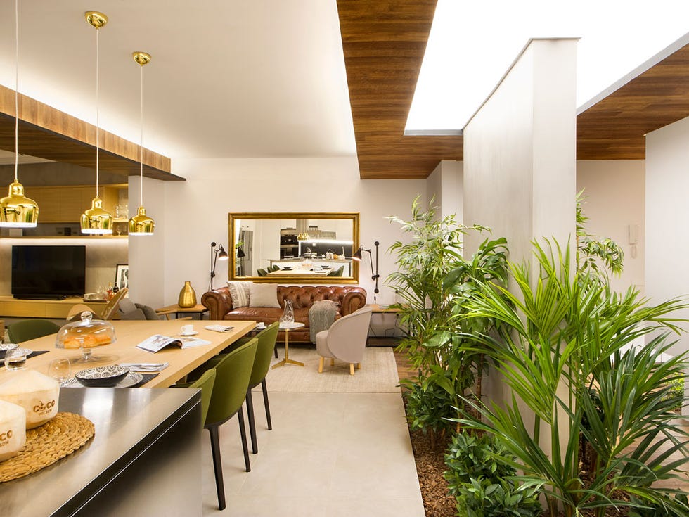 Interior design, Room, Building, Ceiling, Property, Furniture, House, Living room, Architecture, Floor, 