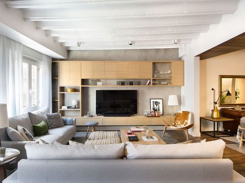 Living room, Room, Interior design, Furniture, Property, Ceiling, Building, Coffee table, Home, Wall, 