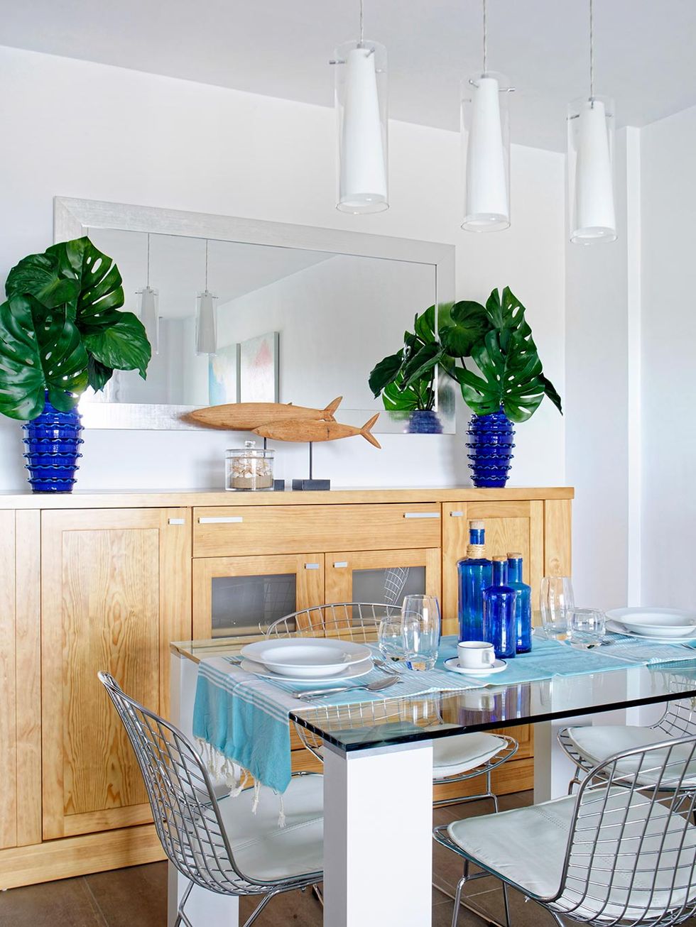 Blue, Room, Interior design, Green, Table, Glass, Furniture, Interior design, Turquoise, Home, 