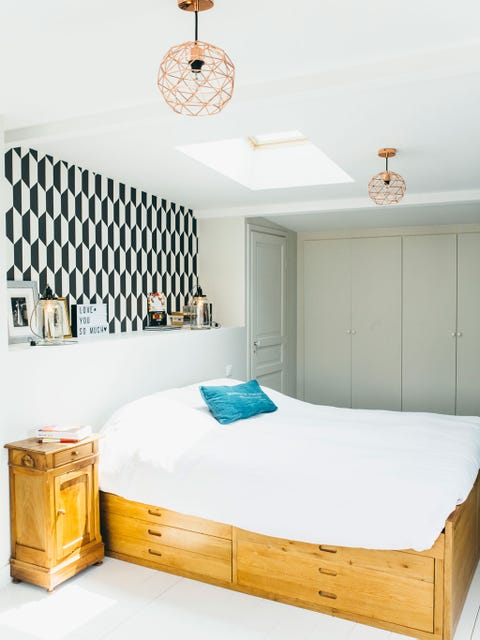 Una casa parisina con patio y una deco muy especial