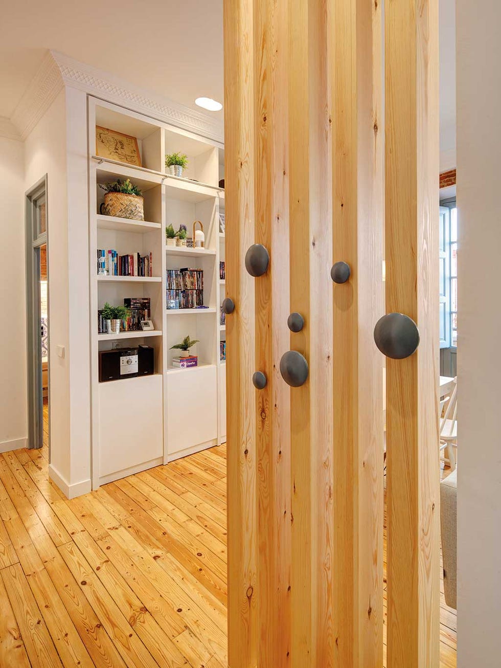 Product, Room, Wood, Hardwood, Door, Floor, Wood flooring, Architecture, Interior design, Door handle, 