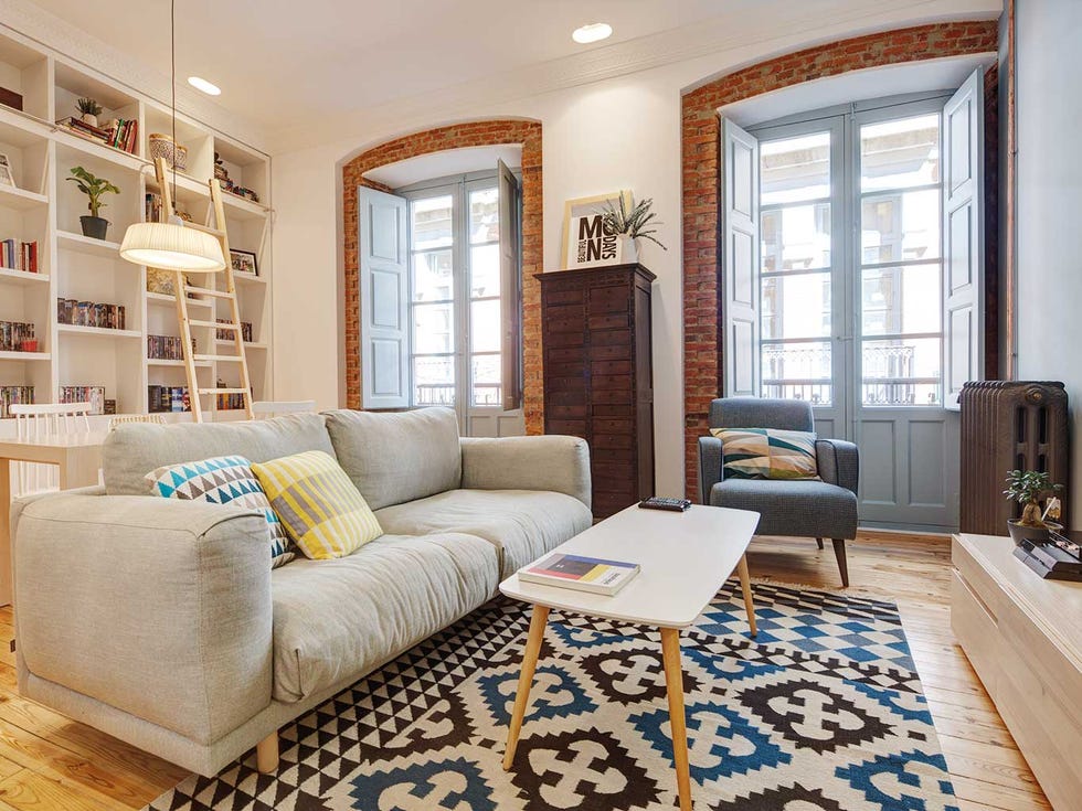 Living room, Room, Furniture, Property, Interior design, Floor, Home, Building, Ceiling, Wall, 