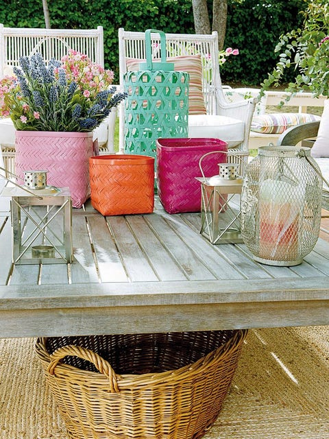 Flowerpot, Wicker, Table, Porch, Furniture, Basket, Coffee table, Plant, Storage basket, Picnic basket, 