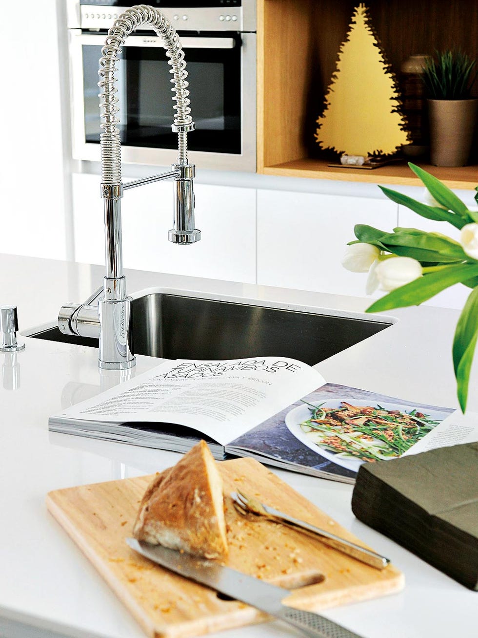 Countertop, Table, Furniture, Room, Kitchen, Shelf, Food, Cuisine, Interior design, Home, 