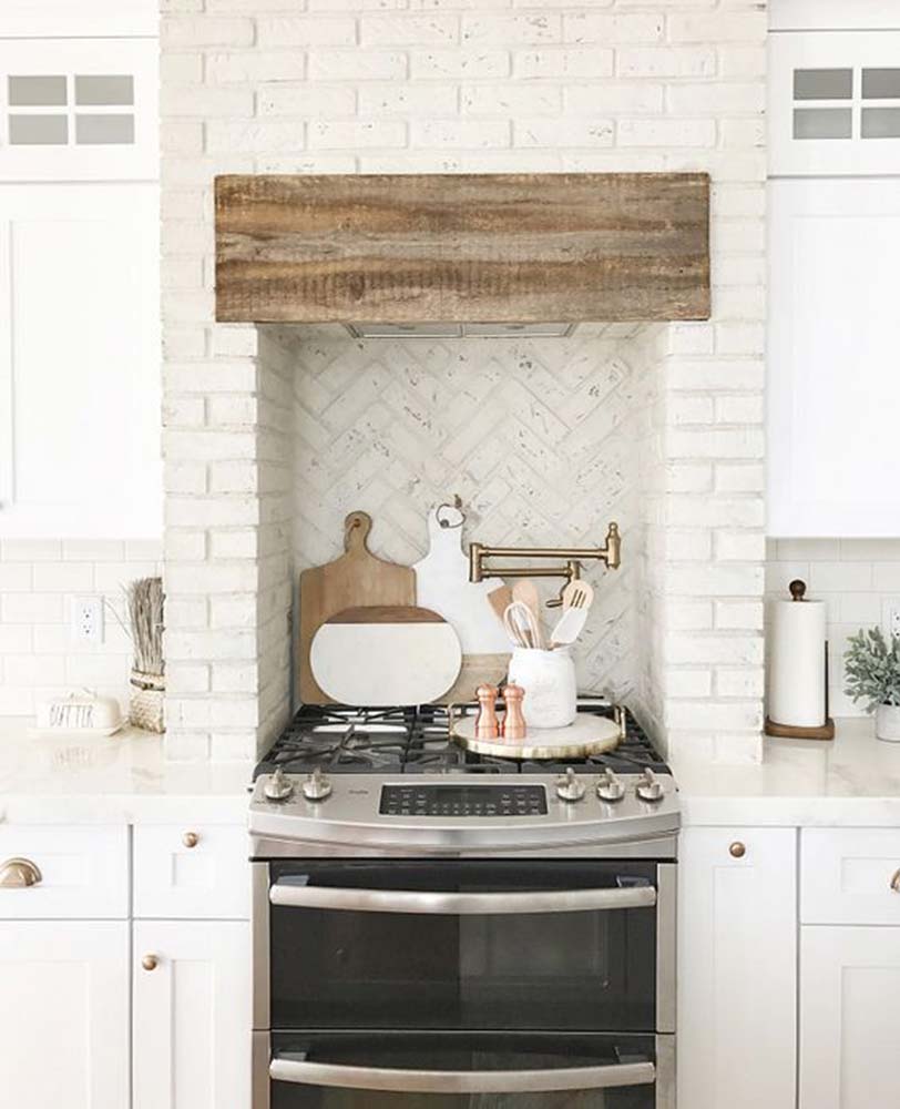 Tile, Room, Furniture, Countertop, Kitchen, Property, Interior design, Kitchen stove, Cabinetry, Home, 