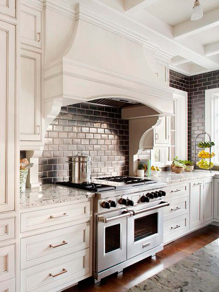 Room, Wood, Floor, Interior design, Property, Architecture, Flooring, White, Drawer, Ceiling, 