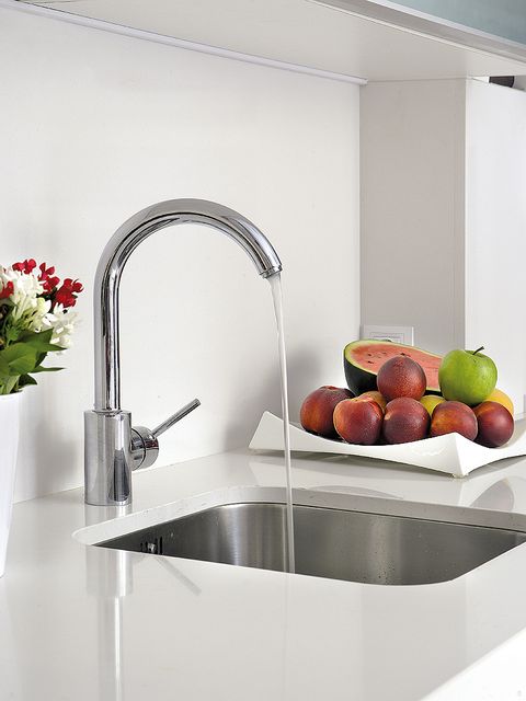 Plumbing fixture, Architecture, Tap, Room, Kitchen sink, Sink, Countertop, Fruit, Kitchen, Produce, 