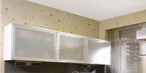 Room, Floor, Countertop, House, Grey, Kitchen, Produce, Kitchen appliance, Kitchen appliance accessory, Tile, 