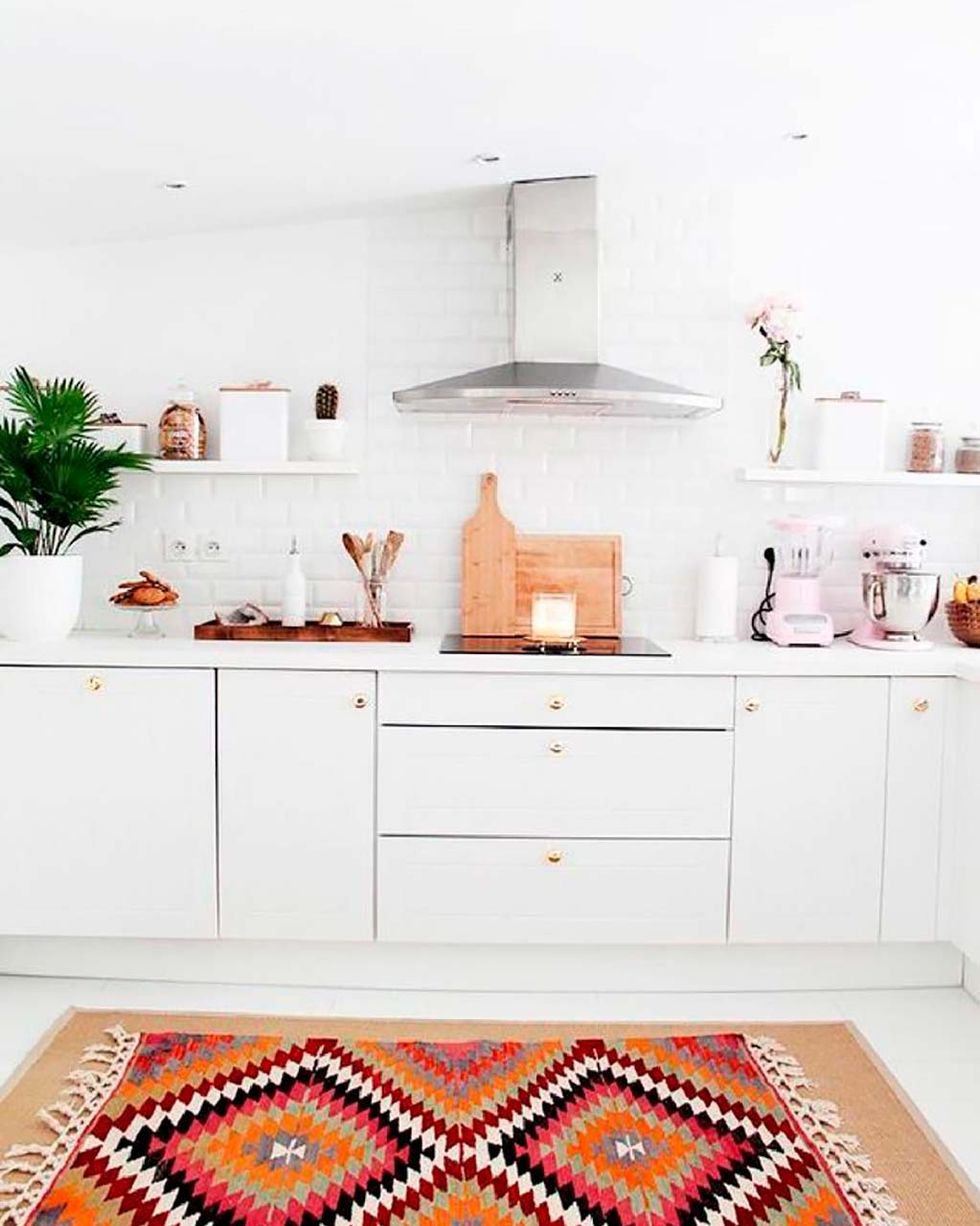 20 alfombras bonitas y decorativas para la cocina