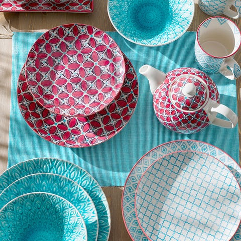 Serveware, Dishware, Pink, Pattern, Teal, Turquoise, Circle, Home accessories, Porcelain, Plate, 
