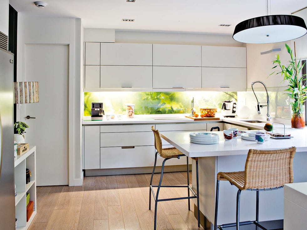 Countertop, Furniture, Room, White, Kitchen, Property, Interior design, Cabinetry, Ceiling, Floor, 