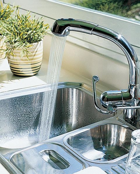 Fluid, Plumbing fixture, Flowerpot, Tap, Liquid, Bathroom sink, Sink, Bathroom accessory, Plumbing, Houseplant, 