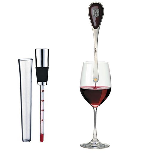 Drinkware, Glass, Stemware, Liquid, Product, Wine glass, Barware, Fluid, Drink, Red, 