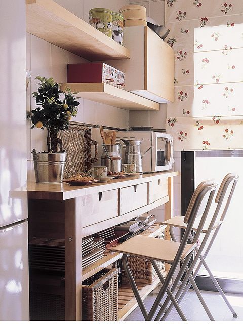 Room, Interior design, Chair, Interior design, House, Home, Dining room, Design, Kitchen & dining room table, Shelving, 