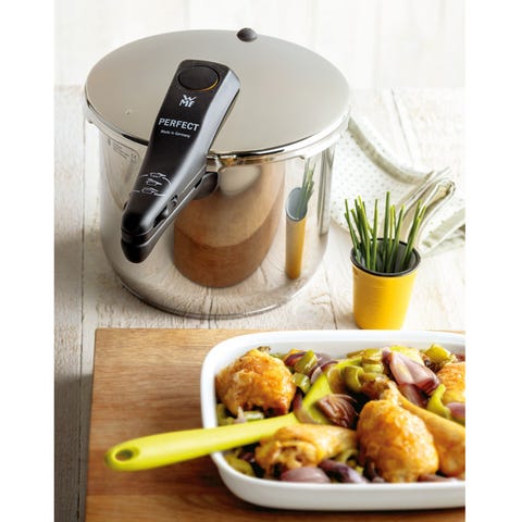 Food, Finger food, Cuisine, Ingredient, Dish, Recipe, Home appliance, Meal, Small appliance, Fried food, 