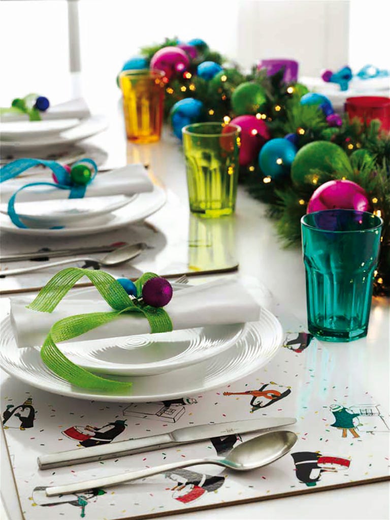 Green, Product, Table, Room, Tableware, Plastic, Glass, 