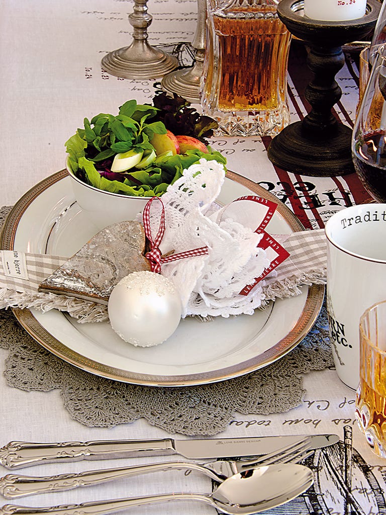 Table, Porcelain, Dishware, Food, Plate, Tableware, Serveware, Brunch, Furniture, Meal, 