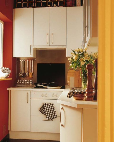 Room, Interior design, Major appliance, Stove, Floor, Kitchen appliance, Interior design, Kitchen stove, Gas stove, Cabinetry, 