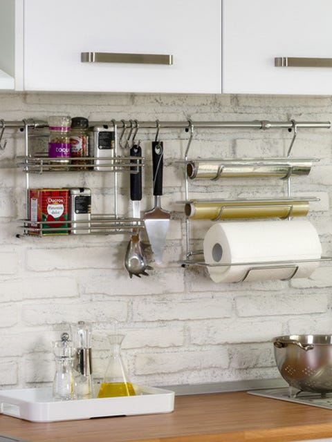 Serveware, Dishware, Wall, Glass, Shelving, Home accessories, Interior design, Porcelain, Bottle, Kitchen utensil, 