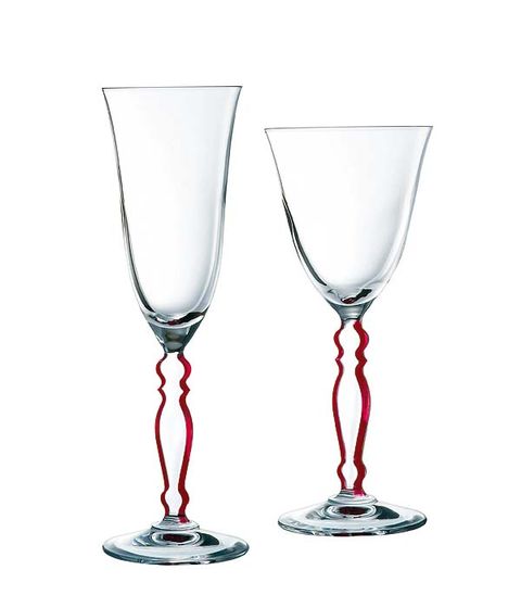 Drinkware, Glass, Stemware, Barware, Liquid, White, Tableware, Transparent material, Wine glass, Champagne stemware, 