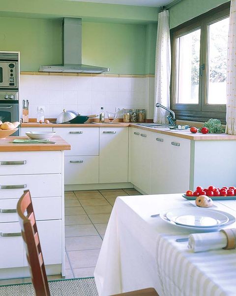 Tablecloth, Room, Green, Interior design, Furniture, Kitchen, Kitchen appliance, Major appliance, Linens, Cabinetry, 
