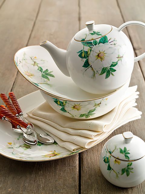 Serveware, Dishware, Green, Porcelain, Cup, Ceramic, Teacup, Coffee cup, Saucer, Tableware, 