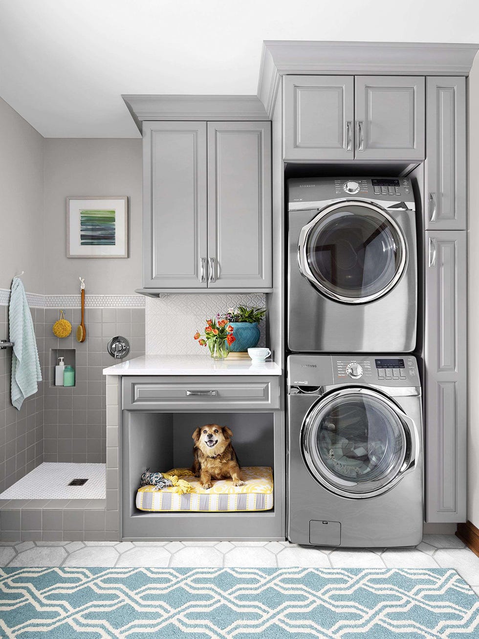 Laundry room, Washing machine, Major appliance, Room, Laundry, Home appliance, Clothes dryer, Furniture, Cabinetry, Small appliance, 