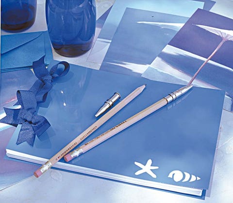 Liquid, Fluid, Aerospace engineering, Drink, Drinkware, Airplane, Aircraft, Electric blue, Parallel, Cobalt blue, 