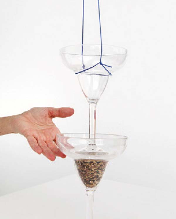 Drinkware, Glass, Stemware, Fluid, Barware, Wine glass, Liquid, Tableware, Champagne stemware, Drink, 