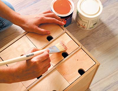 Finger, Wood stain, Nail, Stationery, Paint, Plywood, Thumb, Varnish, Peach, Writing, 