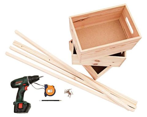 Wood, Hardwood, Plywood, Beige, Tool, Lumber, Hammer, Hand tool, Wooden block, Wood stain, 