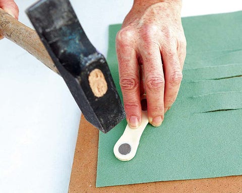 Finger, Wrist, Joint, Nail, Thumb, Tool, Gesture, Vein, Kitchen utensil, 