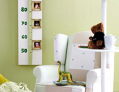 Product, Room, Interior design, Wall, Interior design, Linens, Household supply, Shelving, Pillow, Shelf, 