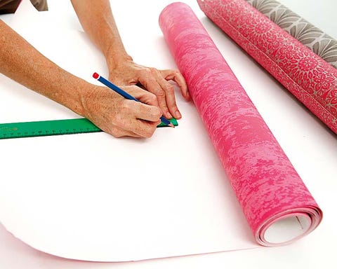 Textile, Pink, Stationery, Colorfulness, Nail, Magenta, Material property, Paint, Paper product, Paper, 