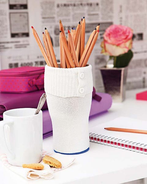 Serveware, Cup, Ingredient, Drinkware, Dishware, Peach, Coffee cup, Mug, Dish, Finger food, 