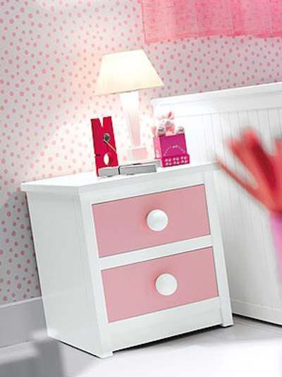 Product, Chest of drawers, Room, Red, Pink, Magenta, Interior design, Wall, Drawer, Cabinetry, 