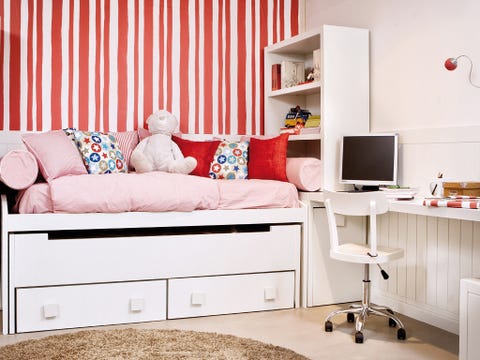 Wood, Room, Product, Interior design, Wall, Furniture, Textile, White, Display device, Drawer, 