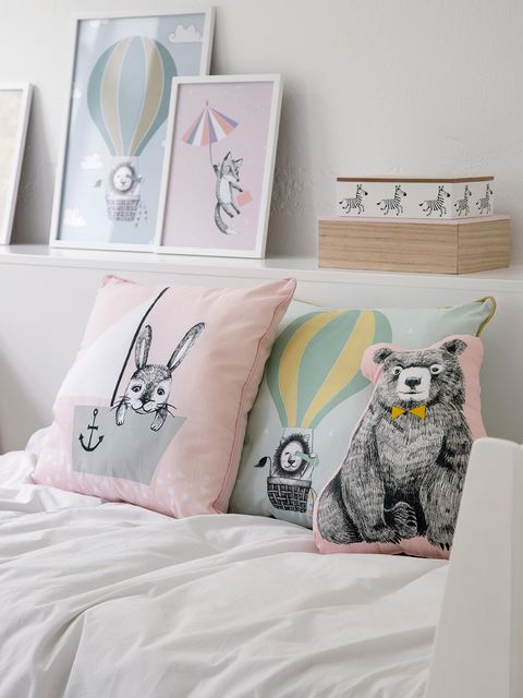Cushion, Room, Bed sheet, Throw pillow, Pillow, Furniture, Bedroom, Bedding, Pink, Textile, 