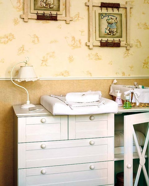Room, Drawer, Wood, Interior design, Chest of drawers, Wall, White, Furniture, Cabinetry, Interior design, 