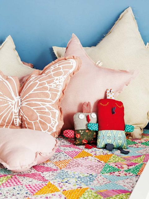 Textile, Pink, Peach, Linens, Toy, Creative arts, Pillow, Craft, Bed sheet, Cushion, 